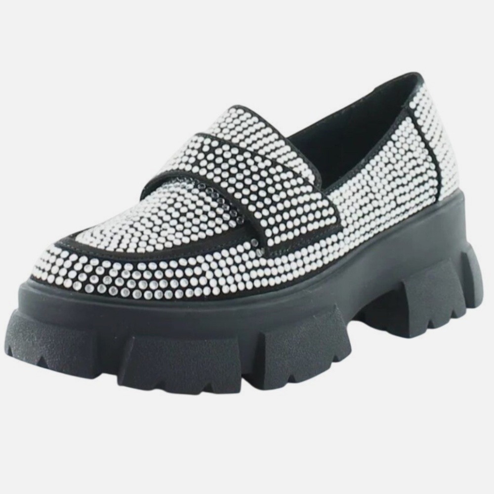 Steve Madden Loafers NIB size 5.5